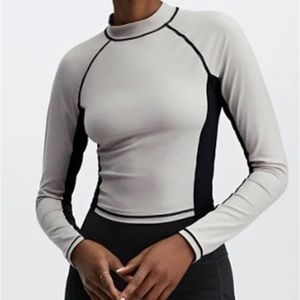 Fabletics Long Sleeve Crop NWOT